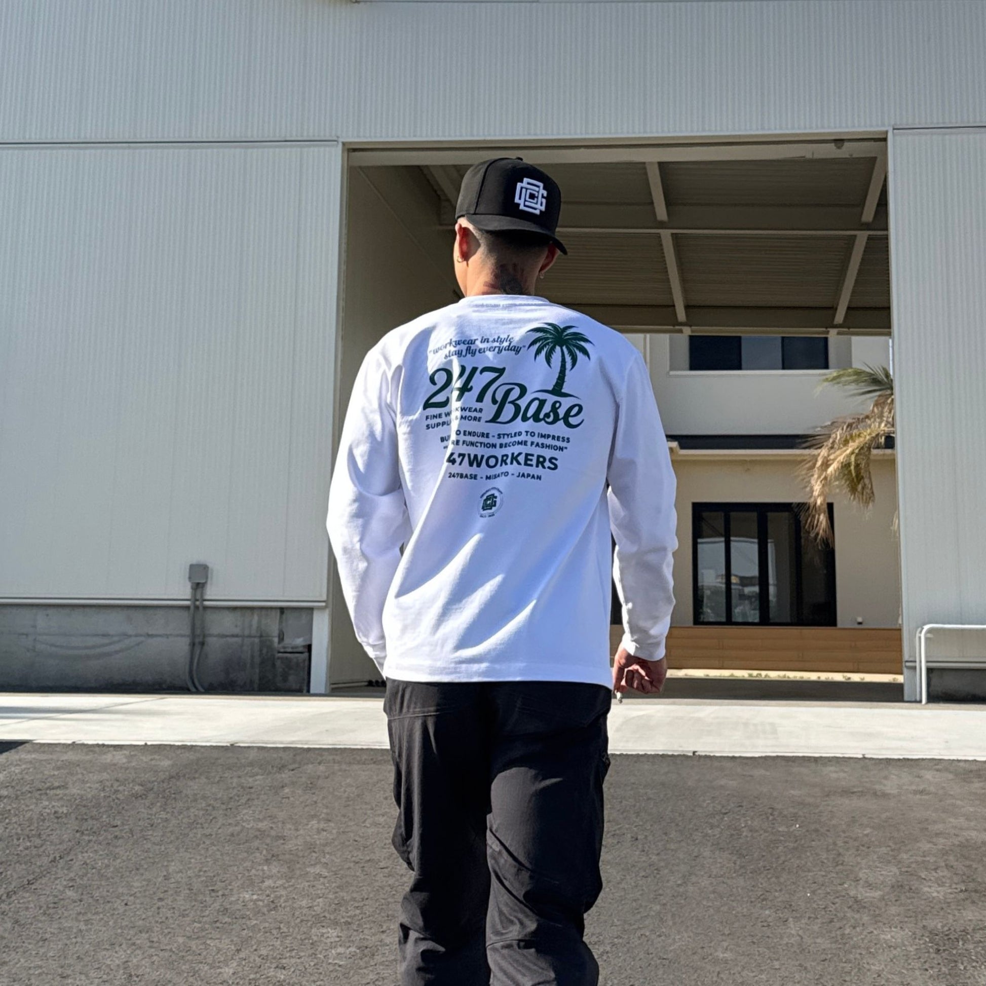 247BASEオリジナル限定Tシャツホワイト着用イメージ